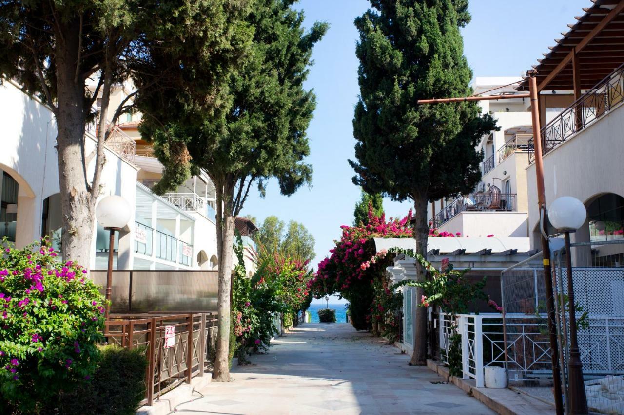Galatex Beach Living By Trulycyprus Лимасол Екстериор снимка