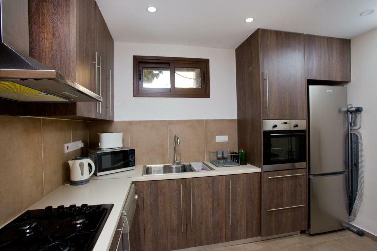 Galatex Beach Living By Trulycyprus Лимасол Екстериор снимка